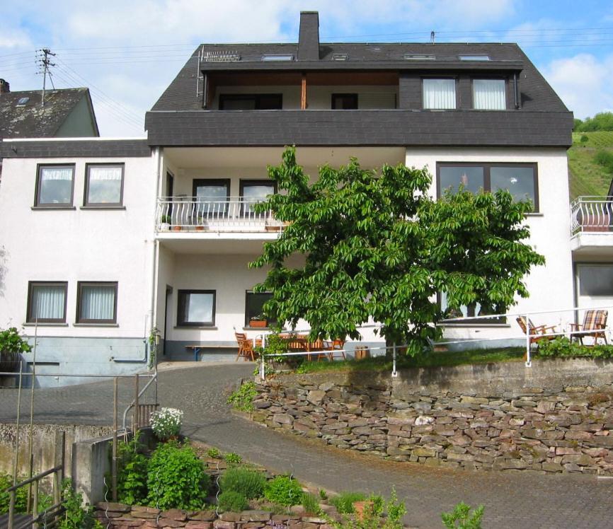 Bed and Breakfast Gastehaus Weingut Arns Reil Exterior foto